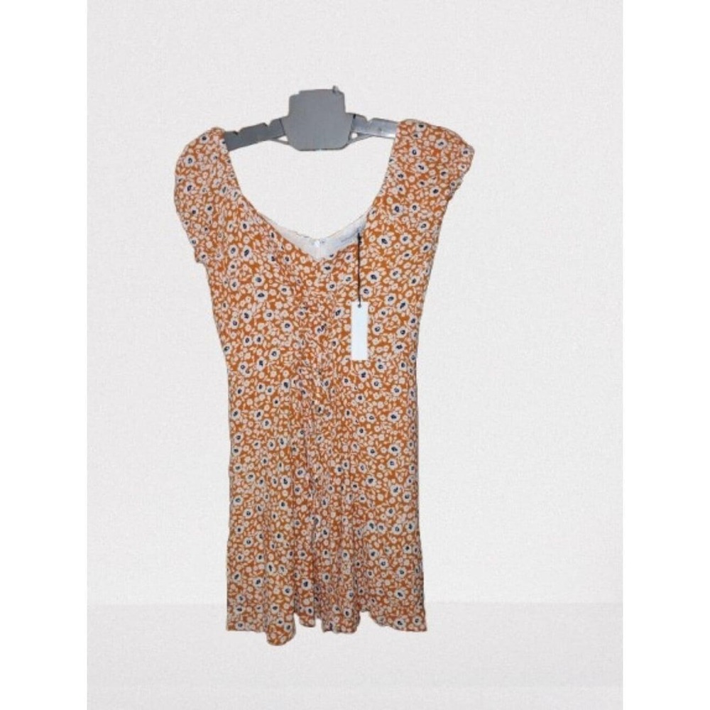 NWT Olivaceous Floral Mini Dress Medium Ruched Tie Front Flutter Sleeve - Picture 2 of 8